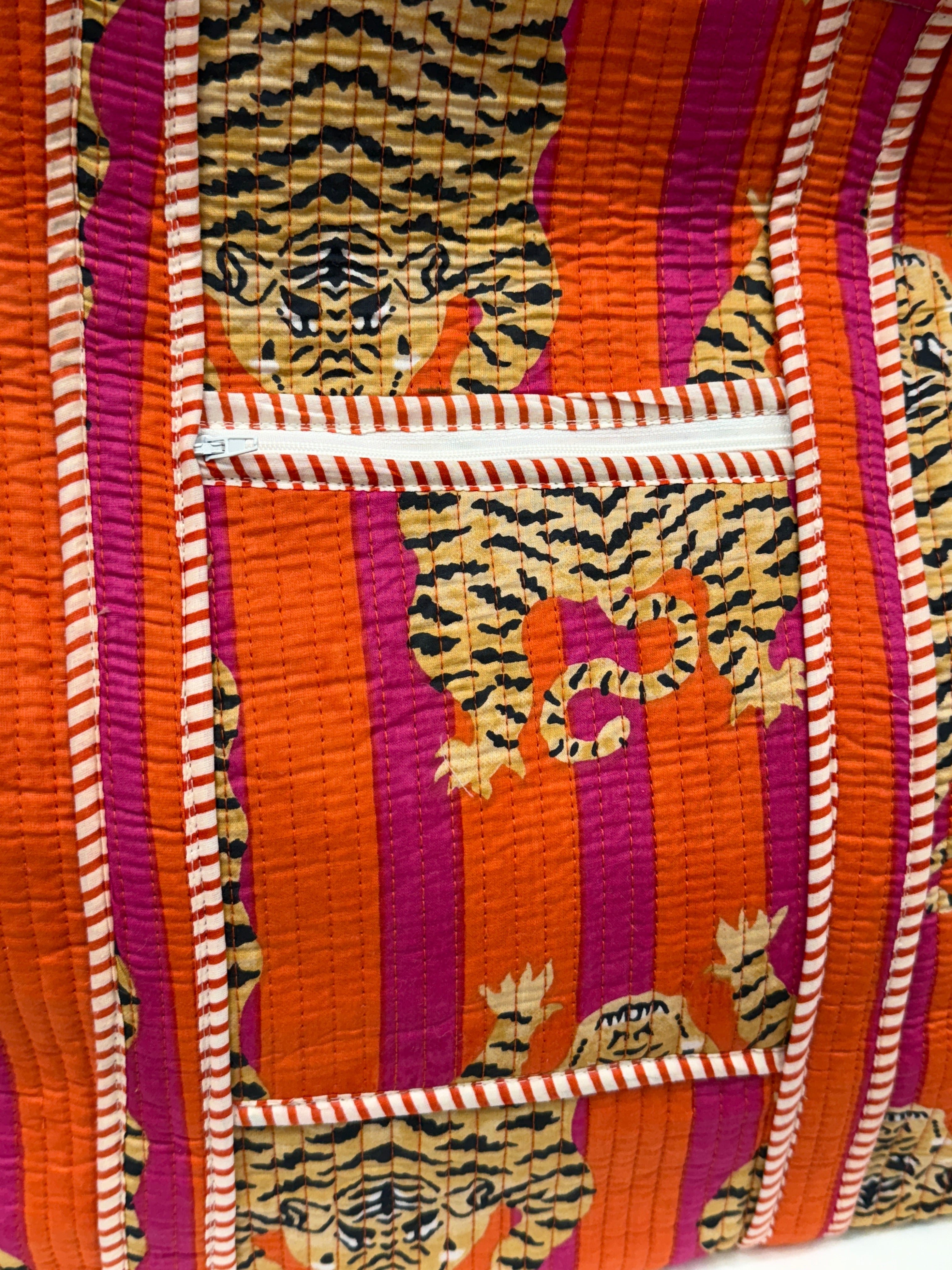 TIGER TOTE