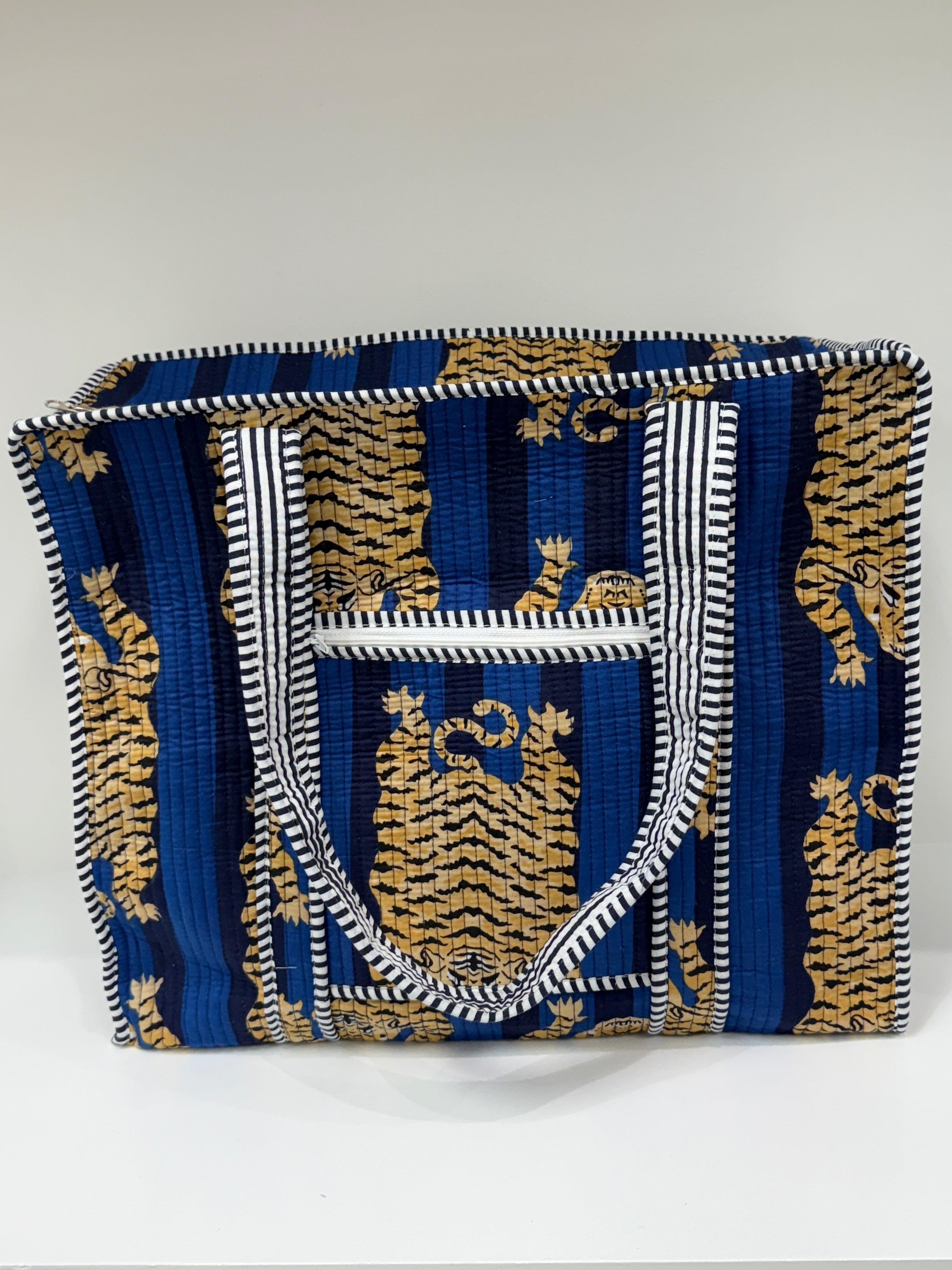 TIGER TOTE