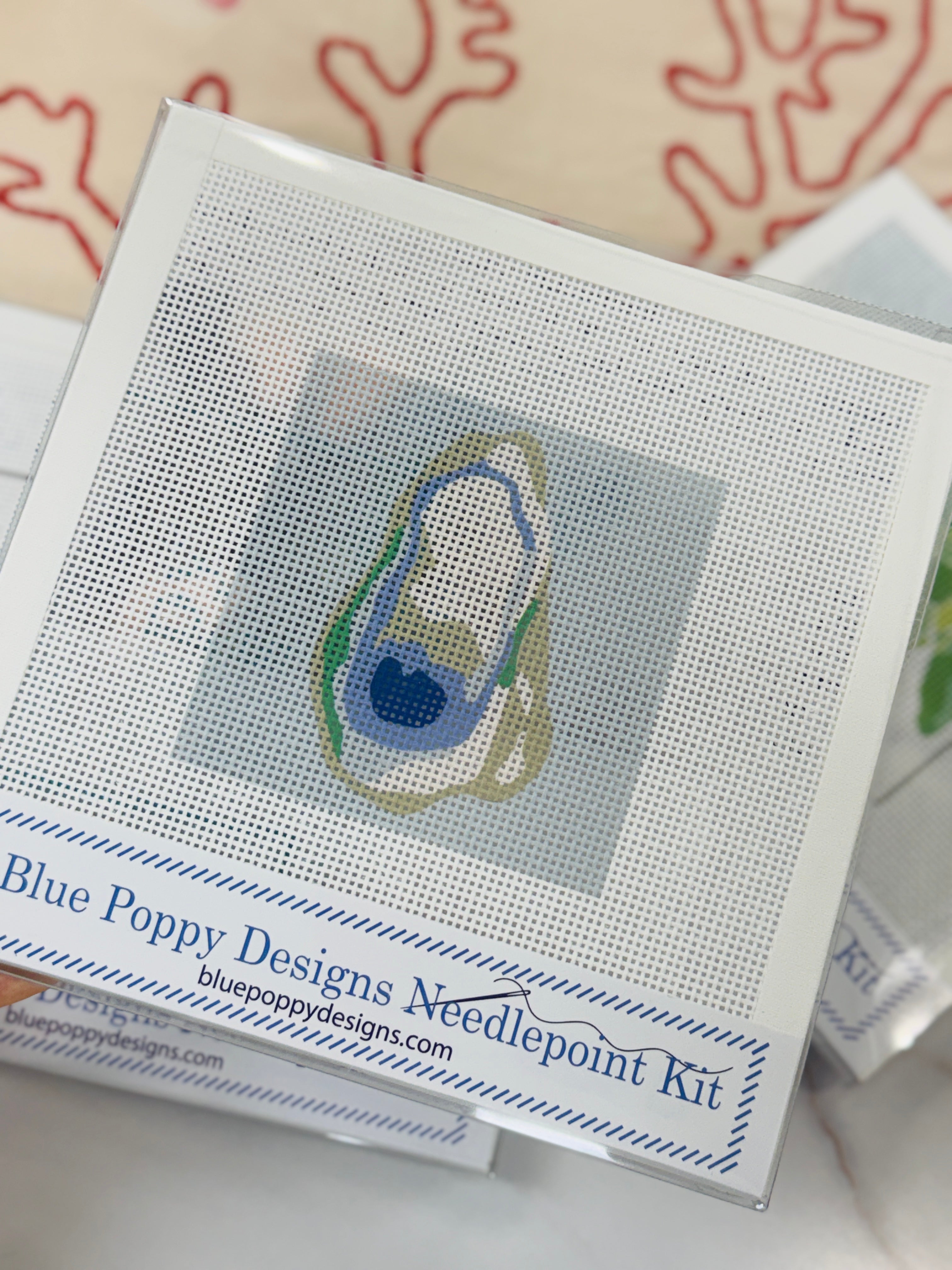NEEDLEPOINT KIT