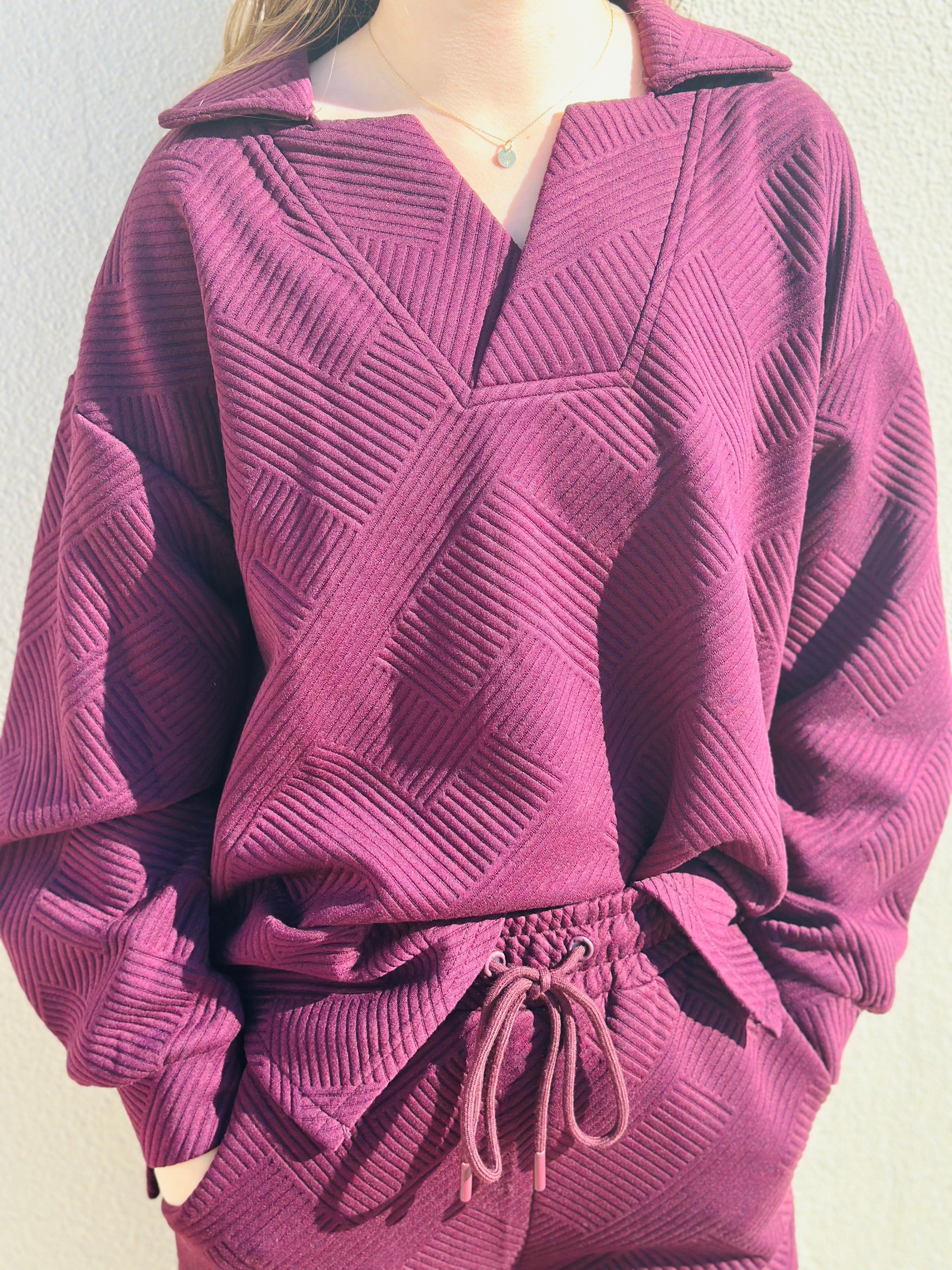 CONRAD COLLARED TOP