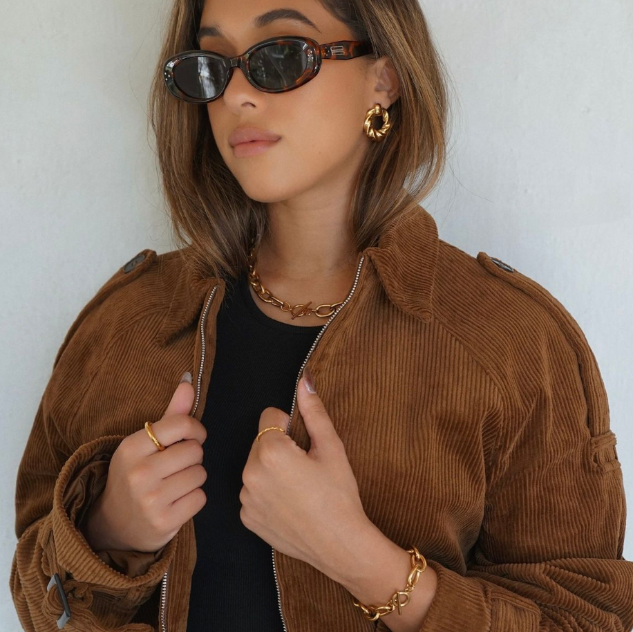ALLEGRA CHUNCKY OVAL TOGGLE NECKLACE