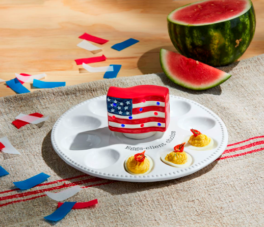 AMERICAN FLAG LIGHT-UP SITTER