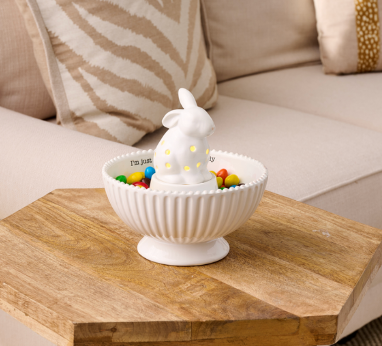 BUNNY LIGHT-UP SITTER