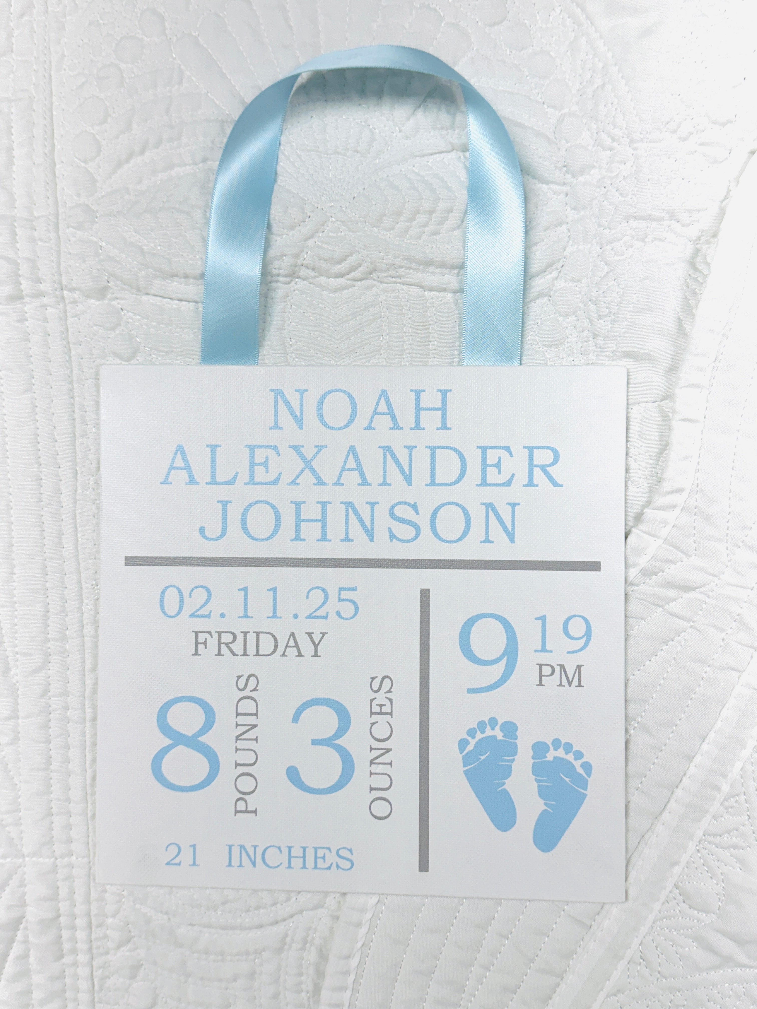 CUSTOM BABY ANNOUNCEMENT SIGN