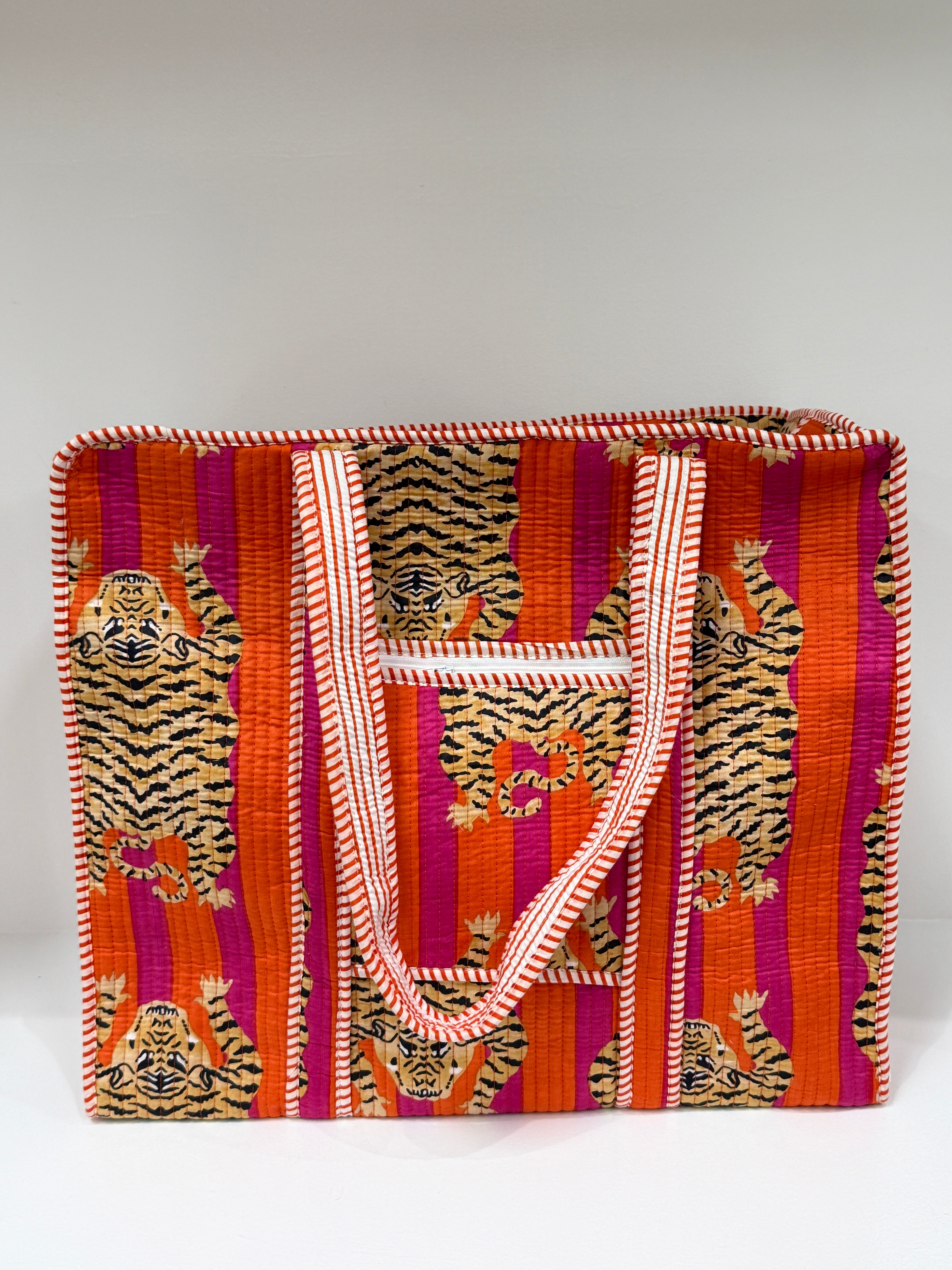 TIGER TOTE