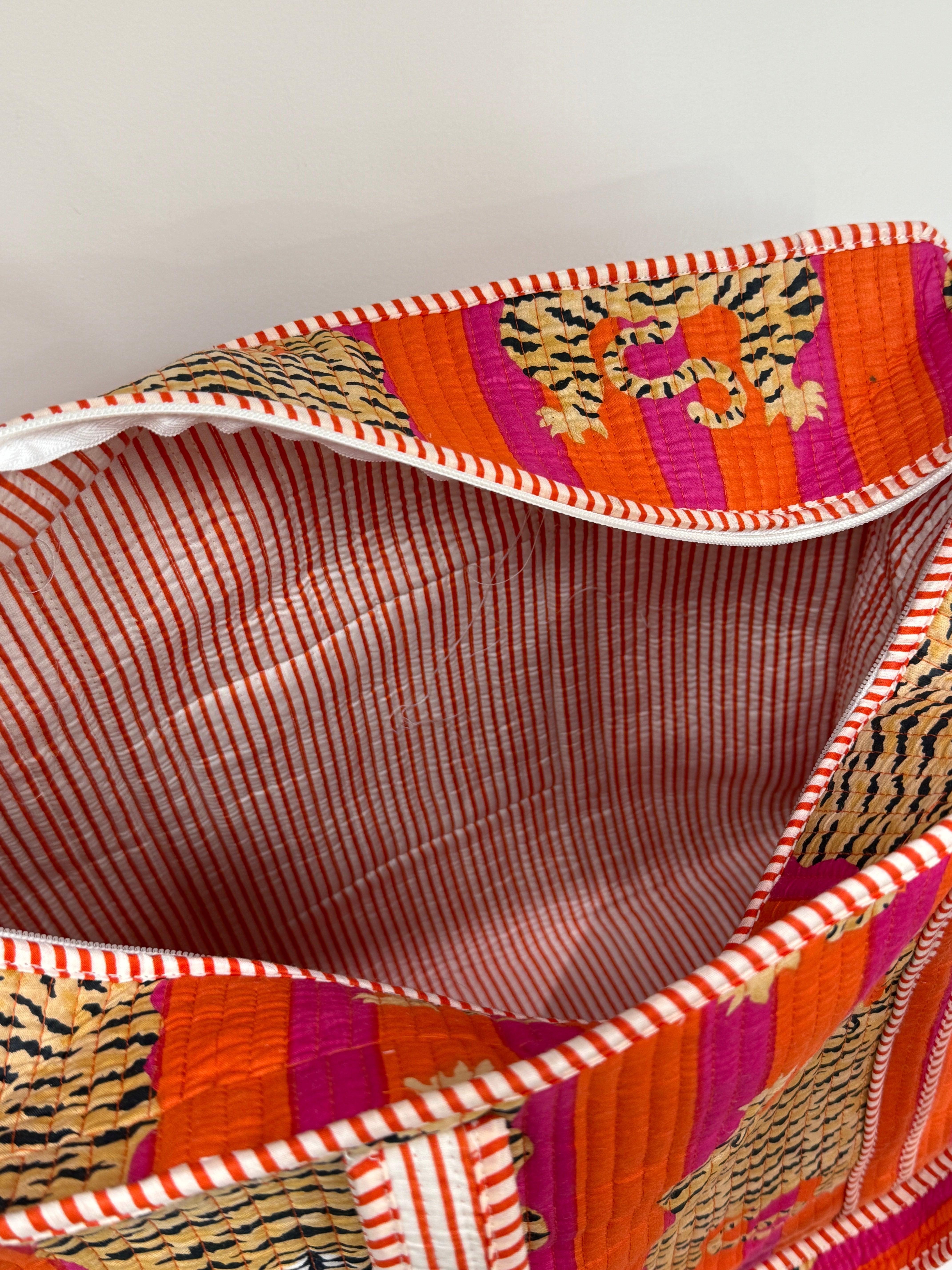 TIGER TOTE