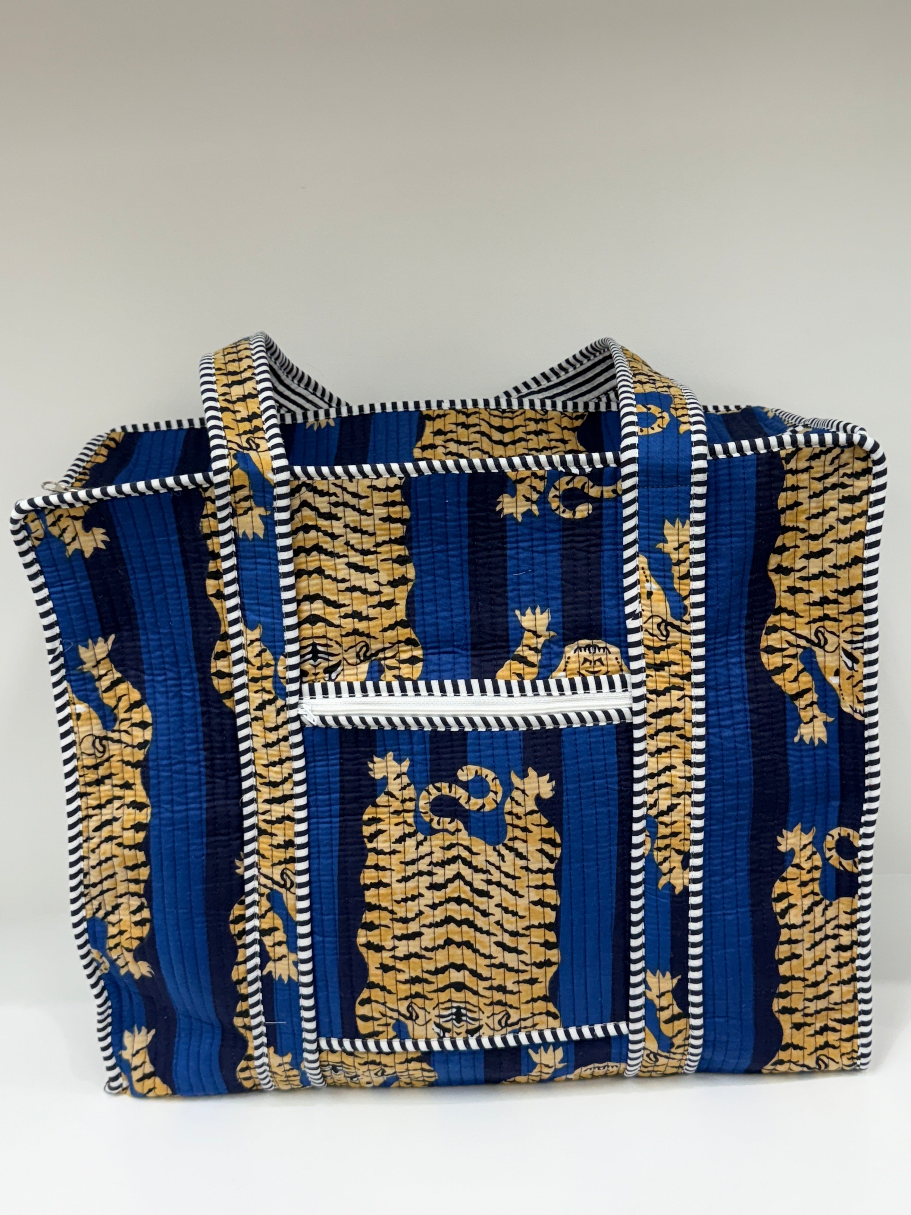 TIGER TOTE