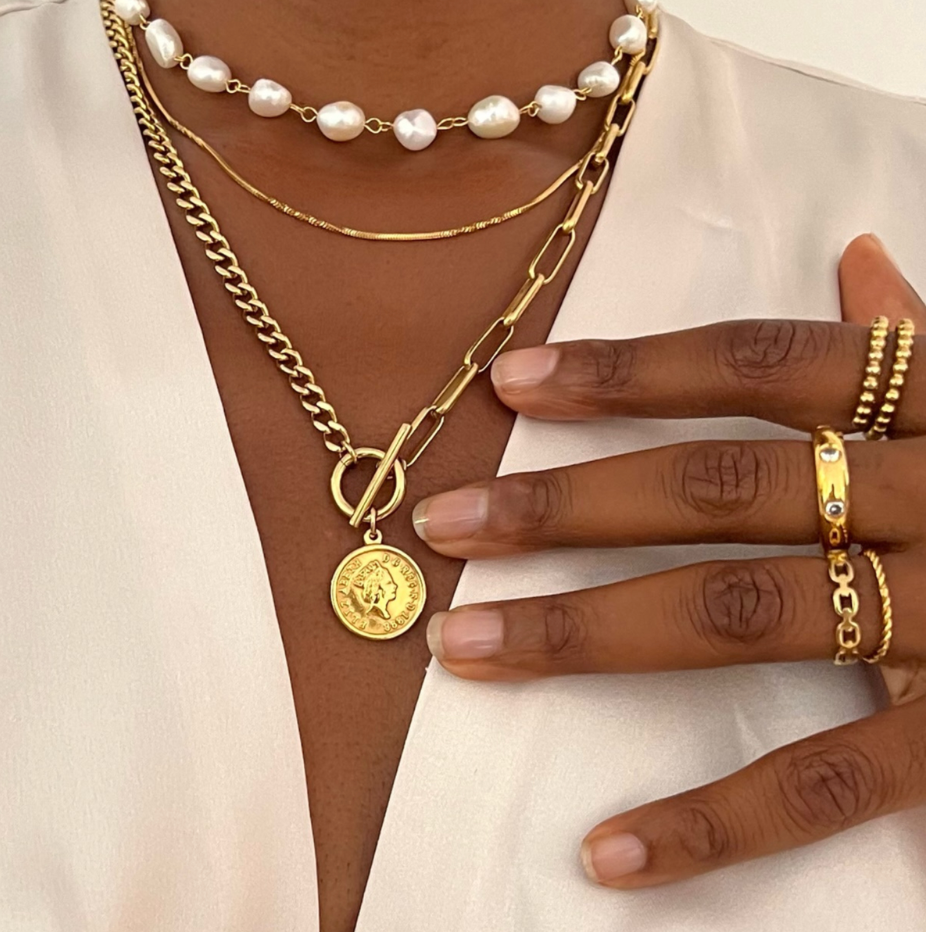 STACIE TOGGLE CHAIN COIN NECKLACE